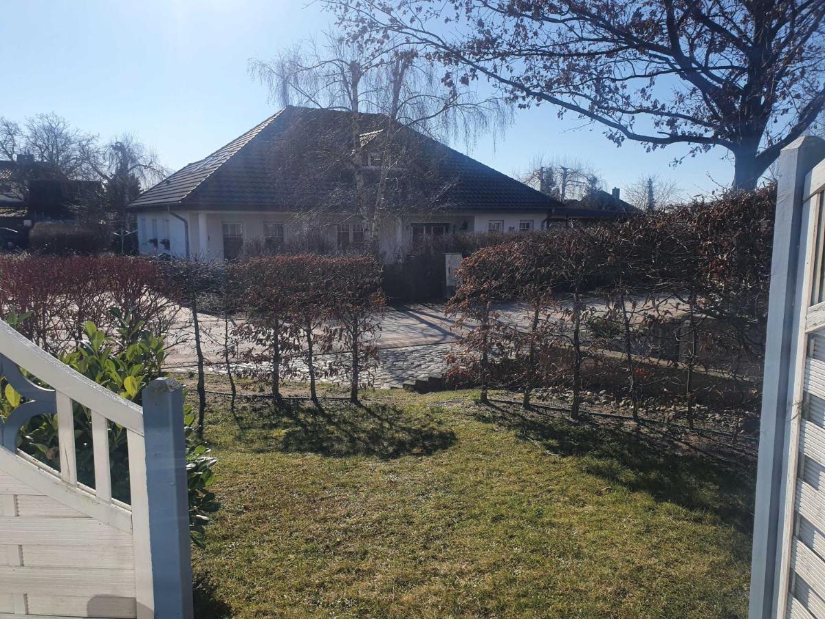 Ferienwohnung Lena Mit Terrasse Und Tiefgarage Koserow Exterior foto